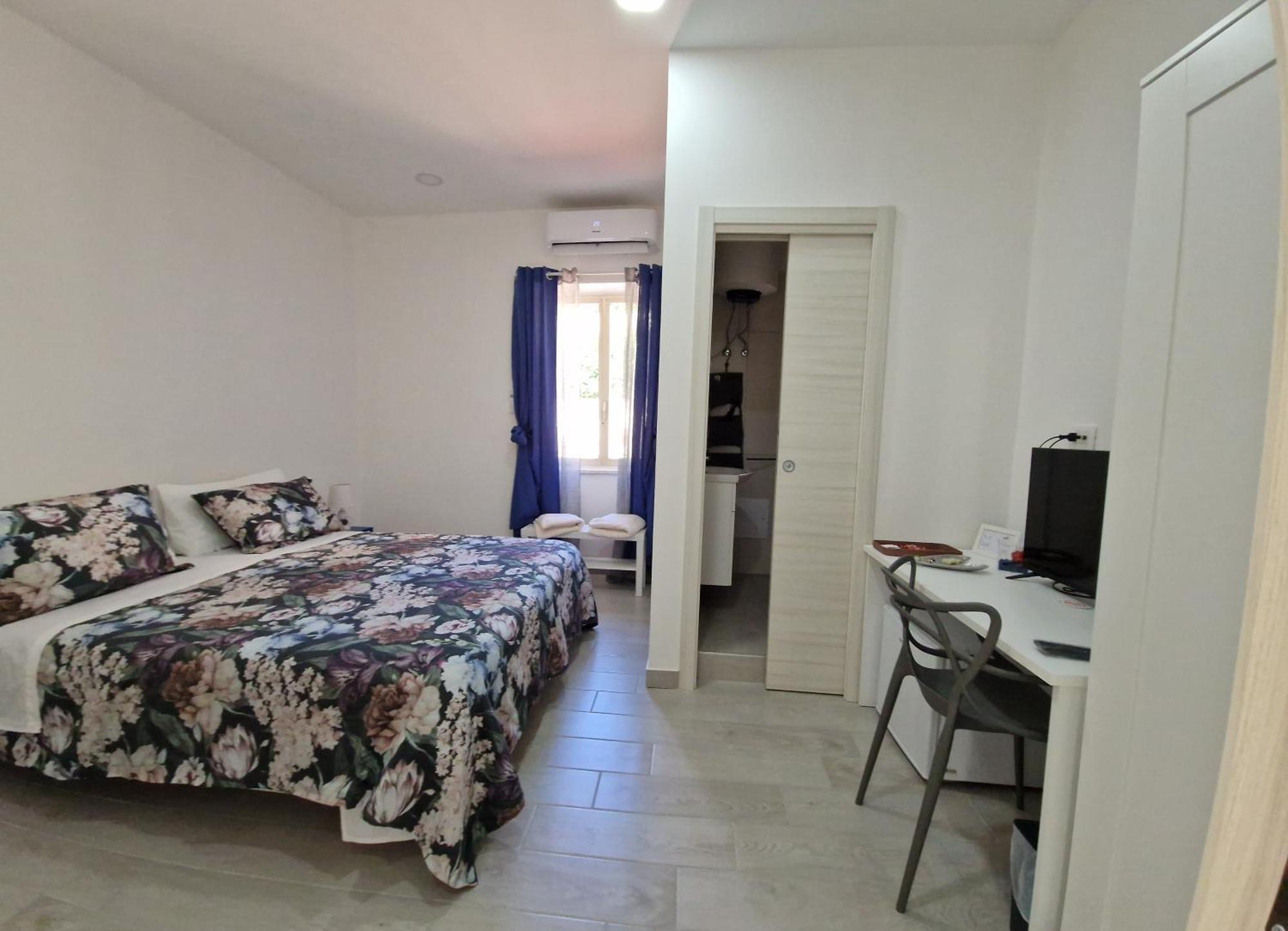 Le Stanze Di Veronica Bed & Breakfast *